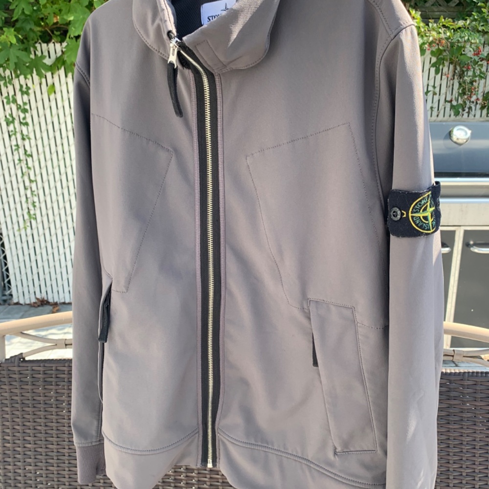 Stone Island Light Softshel-R Windbreaker Jacket - Picture 3 of 9